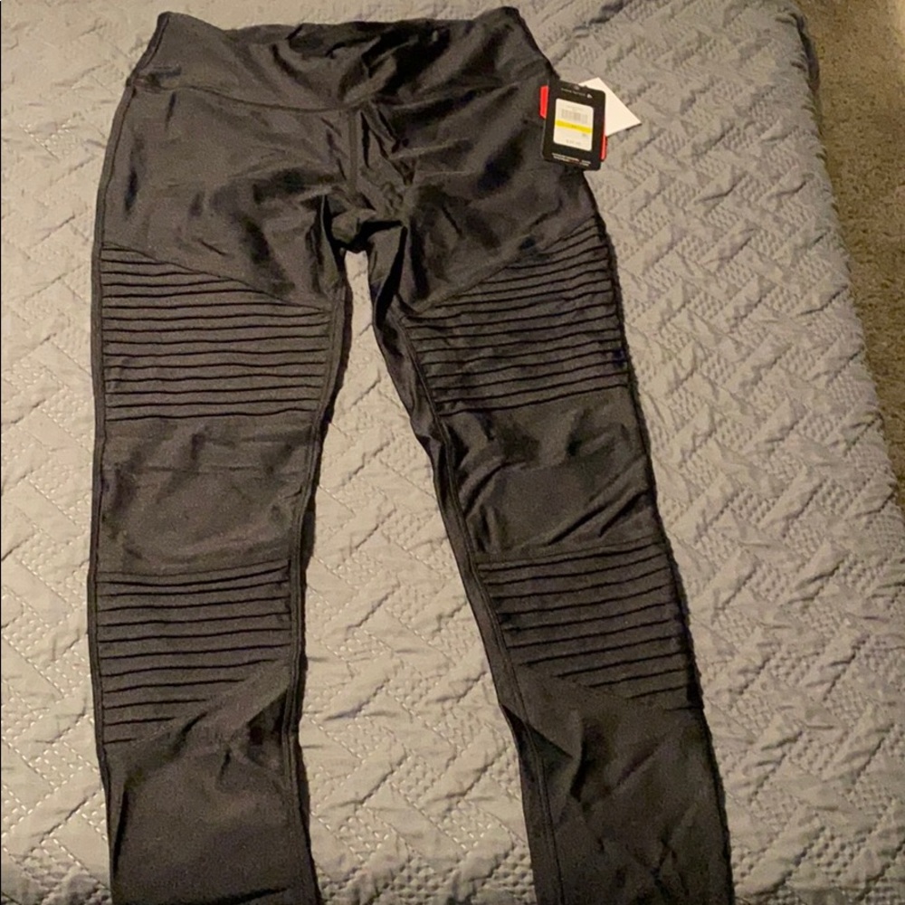 MNY performance leggings